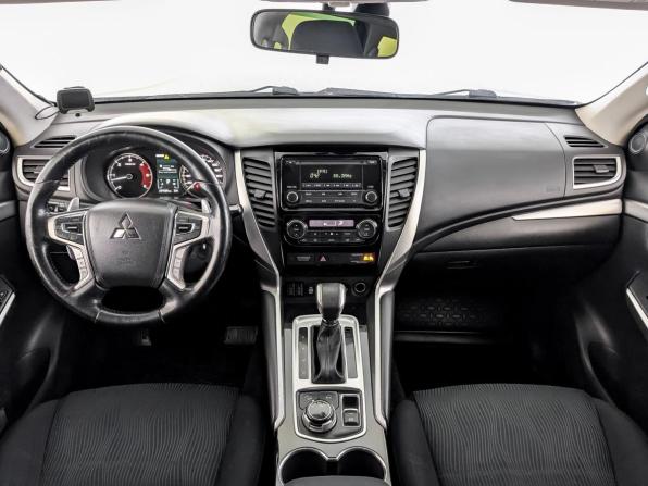 Mitsubishi Pajero Sport III с пробегом 2019 года, цена 2 490 000 рублей, 231518 км, внедорожник, Автокод Объявления