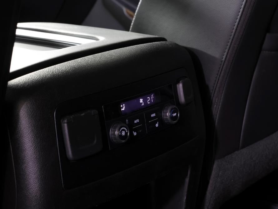 Chevrolet Tahoe IV Москва  - изображение 13