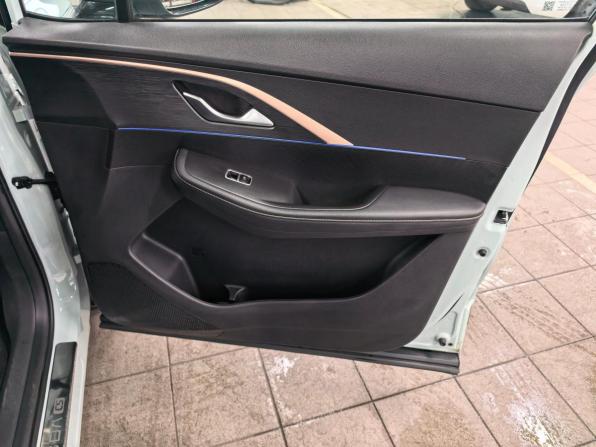 Omoda C5 I с пробегом 2023 года, цена 1 580 000 рублей, 78000 км, внедорожник, Автокод Объявления