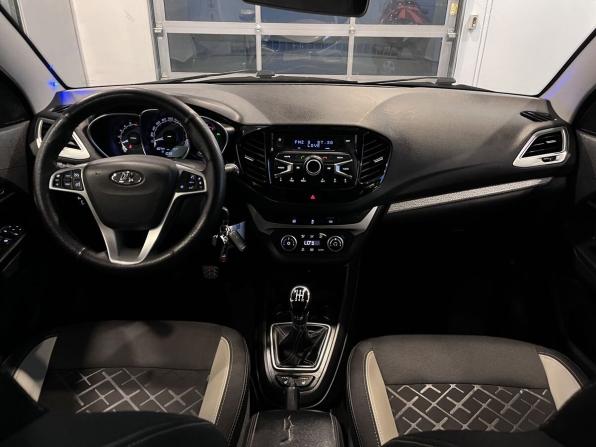 Lada (ВАЗ) Vesta I с пробегом 2017 года, цена 1 215 000 рублей, 120743 км, универсал, Автокод Объявления
