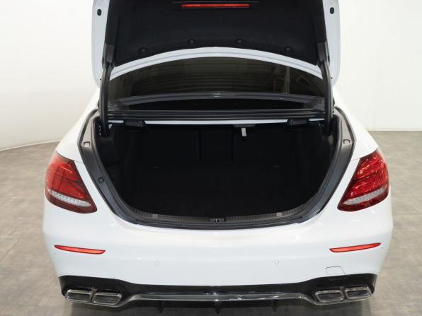 Mercedes-Benz E-Класс V (W213 S213 C238) с пробегом 2019 года, цена 3 200 000 рублей, 108000 км, седан, Автокод Объявления