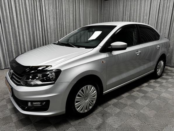 Volkswagen Polo V Рестайлинг с пробегом 2016 года, цена 999 000 рублей, 164133 км, седан, Автокод Объявления