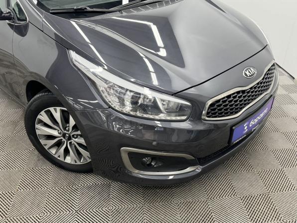 Kia Ceed II Рестайлинг с пробегом 2018 года, цена 1 380 000 рублей, 141532 км, универсал, Автокод Объявления