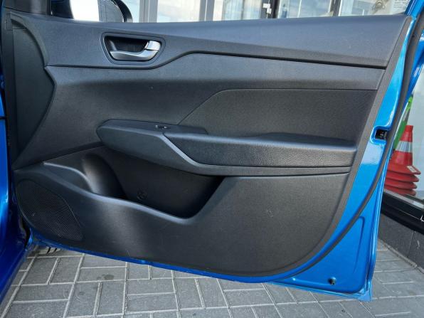 Hyundai Solaris II с пробегом 2019 года, цена 1 007 000 рублей, 115512 км, седан, Автокод Объявления