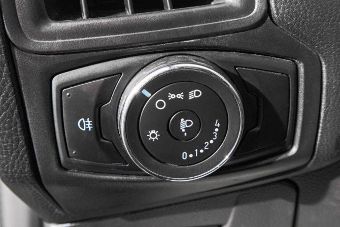 Ford Focus III с пробегом 2013 года, цена 999 000 рублей, 240200 км, универсал, Автокод Объявления