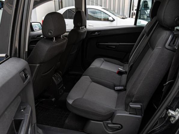 Opel Zafira B Рестайлинг с пробегом 2011 года, цена 699 000 рублей, 251903 км, компактвэн, Автокод Объявления