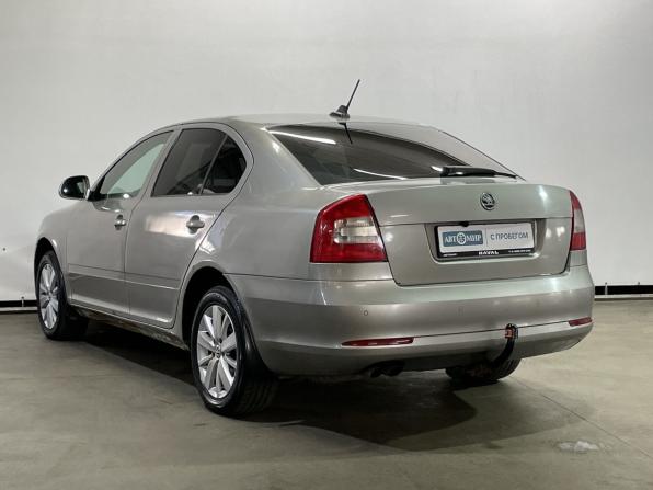Skoda Octavia II (A5) Рестайлинг с пробегом 2011 года, цена 540 000 рублей, 318746 км, лифтбек, Автокод Объявления