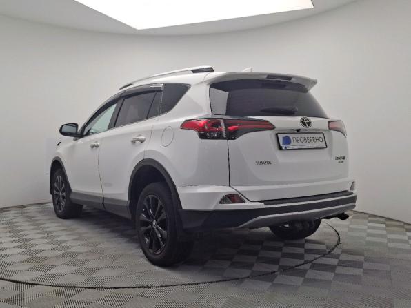 Toyota RAV4 IV (XA40) Рестайлинг с пробегом 2017 года, цена 2 589 000 рублей, 138087 км, внедорожник, Автокод Объявления