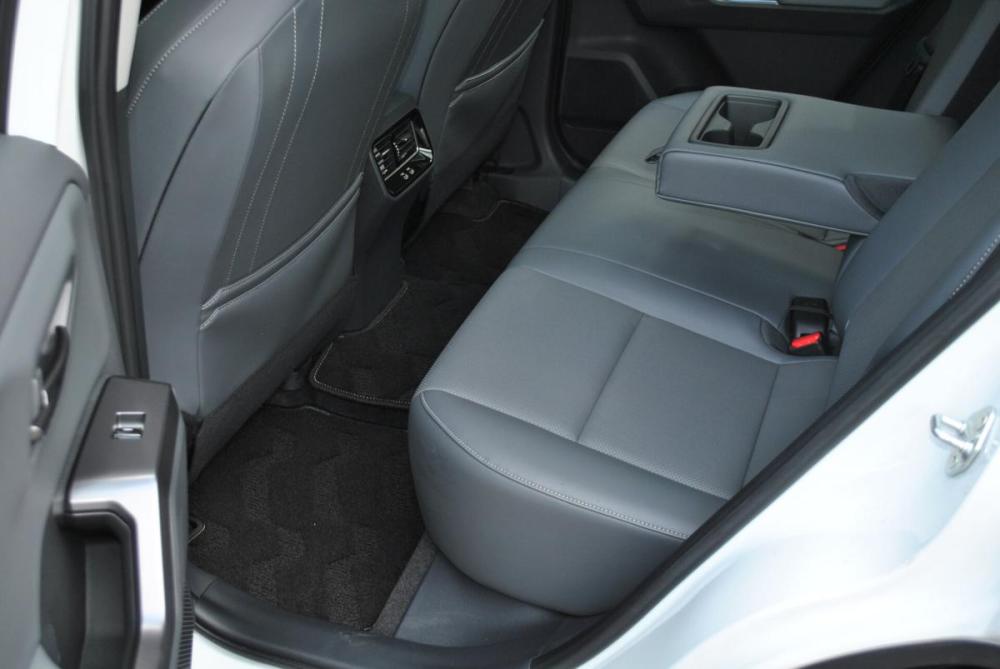 Toyota RAV4 VI (XA60) Москва  - изображение 12