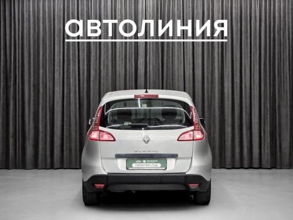 Renault Scenic III с пробегом 2010 года, цена 680 000 рублей, 191000 км, минивэн, Автокод Объявления