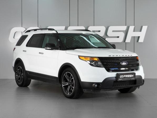 Ford Explorer V с пробегом 2015 года, цена 1 699 000 рублей, 140165 км, внедорожник, Автокод Объявления