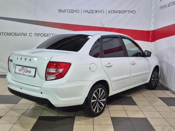 Lada (ВАЗ) Granta I Рестайлинг с пробегом 2022 года, цена 802 000 рублей, 58000 км, седан, Автокод Объявления