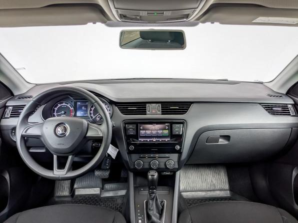 Skoda Octavia III (A7) Рестайлинг с пробегом 2019 года, цена 1 852 500 рублей, 77926 км, лифтбек, Автокод Объявления