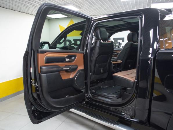 Ram 1500 V с пробегом 2022 года, цена 8 499 000 рублей, 12296 км, offers.body_type.unknown, Автокод Объявления