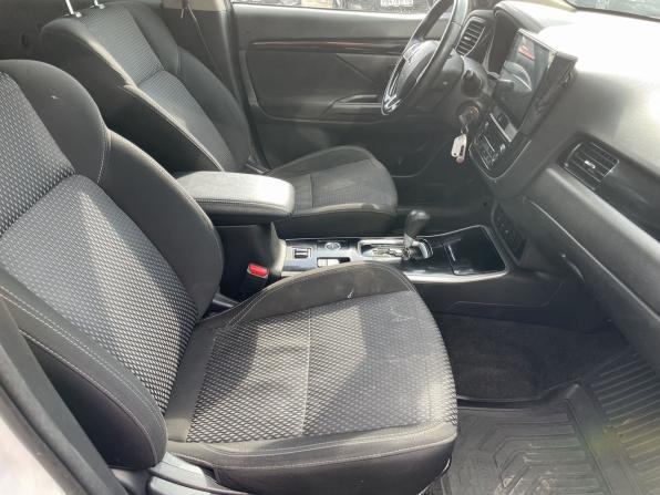Mitsubishi Outlander III Рестайлинг 3 с пробегом 2019 года, цена 1 579 000 рублей, 225000 км, внедорожник, Автокод Объявления