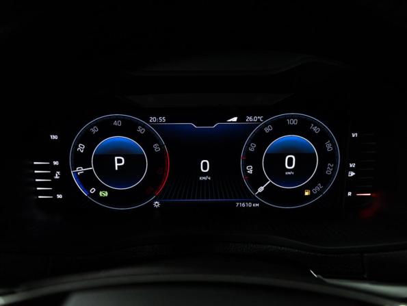 Skoda Karoq I с пробегом 2020 года, цена 2 529 700 рублей, 71608 км, внедорожник, Автокод Объявления