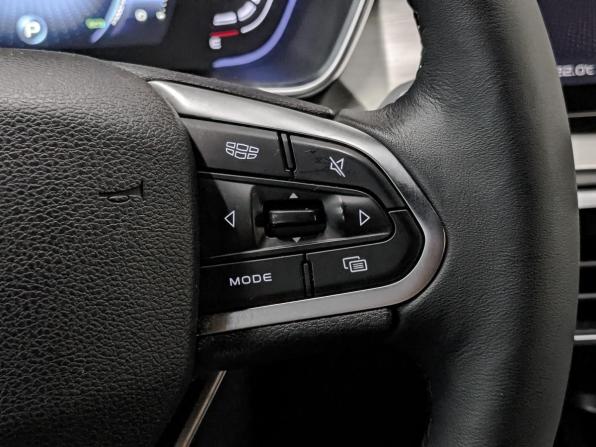 Geely Coolray I с пробегом 2023 года, цена 1 615 000 рублей, 94431 км, внедорожник, Автокод Объявления