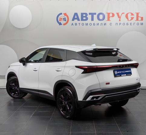 Omoda C5 I Рестайлинг с пробегом 2024 года, цена 2 155 000 рублей, 9331 км, внедорожник, Автокод Объявления