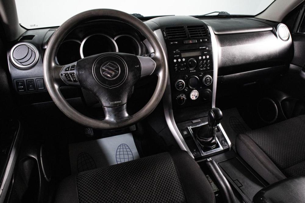 Suzuki Grand Vitara II Рестайлинг Сургут  - изображение 11