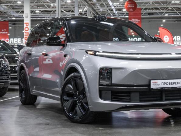 Li Auto (Lixiang) L9 I с пробегом 2023 года, цена 6 189 700 рублей, 67000 км, внедорожник, Автокод Объявления