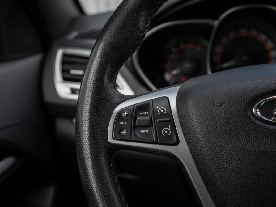 Lada (ВАЗ) Vesta I Сочи  - изображение 17