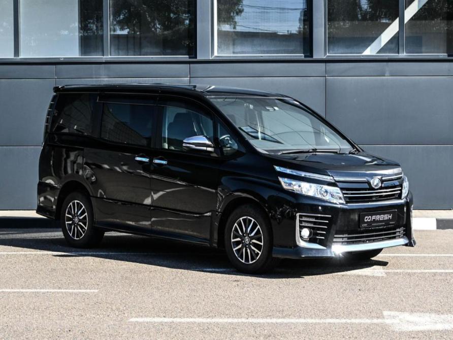 Toyota Voxy III (R80) Новороссийск  - изображение 1