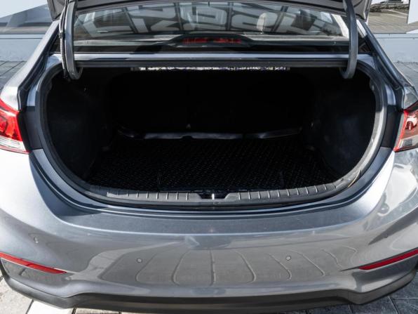 Hyundai Solaris II с пробегом 2019 года, цена 1 176 000 рублей, 87739 км, седан, Автокод Объявления