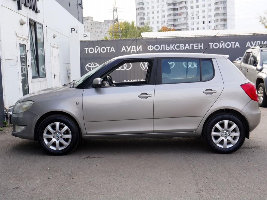 Skoda Fabia II Рестайлинг Москва  - изображение 8