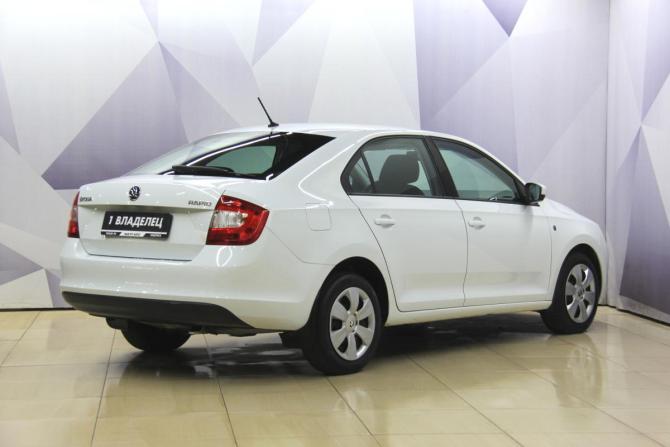Skoda Rapid I с пробегом 2016 года, цена 897 500 рублей, 231860 км, лифтбек, Автокод Объявления