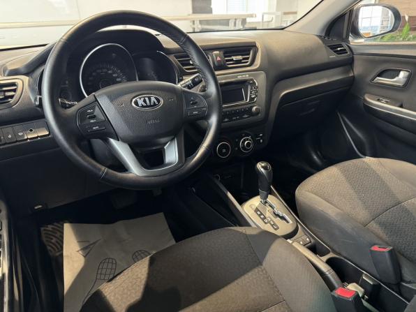 Kia Rio III с пробегом 2014 года, цена 900 000 рублей, 157261 км, седан, Автокод Объявления