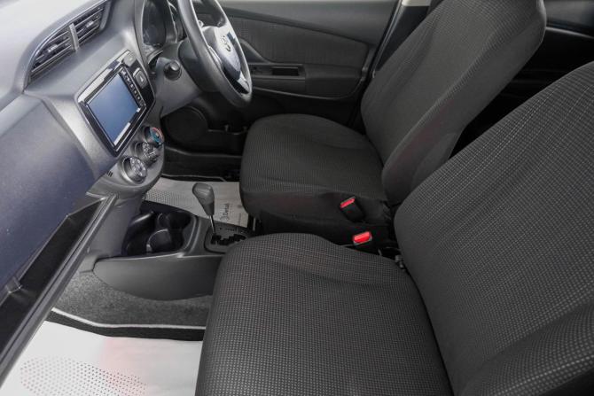 Toyota Vitz III (XP130) Рестайлинг 2 с пробегом 2018 года, цена 1 049 000 рублей, 109000 км, хэтчбек, Автокод Объявления
