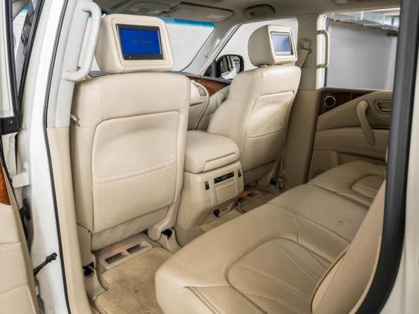 Infiniti QX80 I Рестайлинг с пробегом 2015 года, цена 3 160 000 рублей, 158129 км, внедорожник, Автокод Объявления