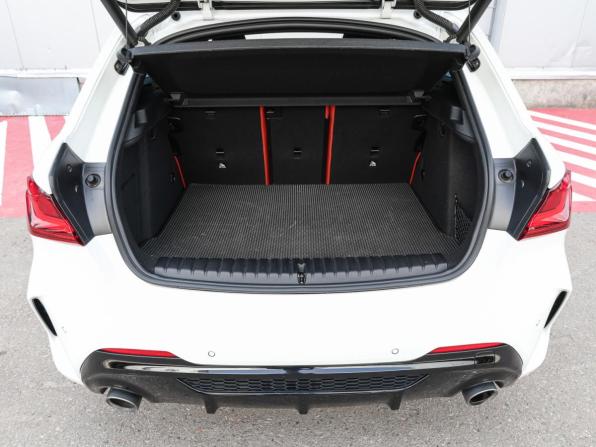 BMW 1 серии III (F40) с пробегом 2021 года, цена 4 399 000 рублей, 32626 км, хэтчбек, Автокод Объявления