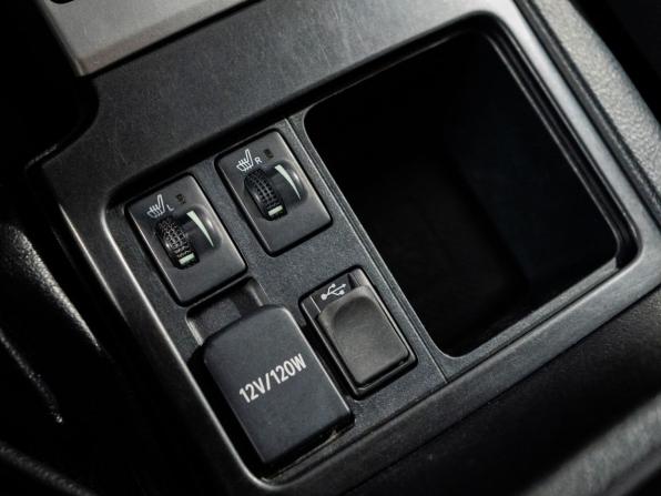 Toyota Land Cruiser Prado 150 Series Рестайлинг 1 с пробегом 2014 года, цена 3 149 500 рублей, 326443 км, внедорожник, Автокод Объявления