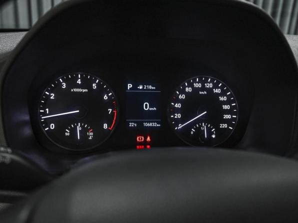 Hyundai Solaris II с пробегом 2019 года, цена 1 378 000 рублей, 106832 км, седан, Автокод Объявления