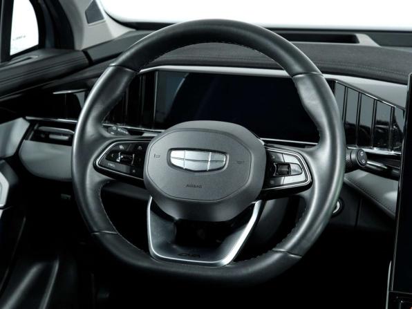 Geely Atlas II с пробегом 2024 года, цена 2 998 000 рублей, 42758 км, внедорожник, Автокод Объявления