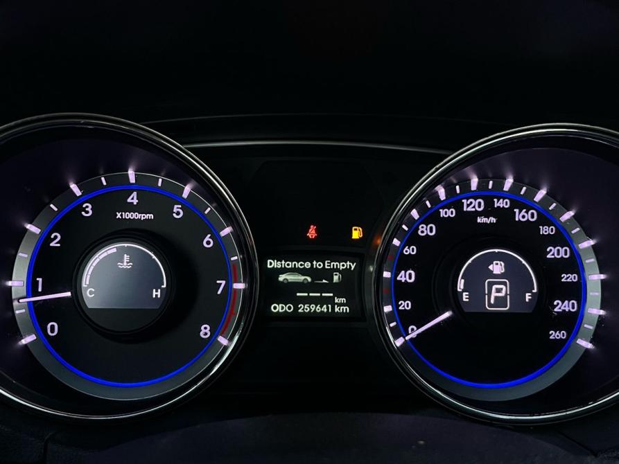 Hyundai Sonata VI (YF) Калуга  - изображение 8