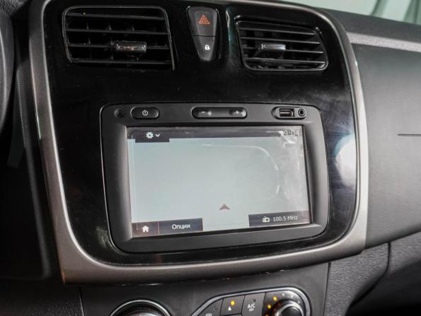 Renault Sandero II с пробегом 2017 года, цена 1 039 000 рублей, 79381 км, хэтчбек, Автокод Объявления