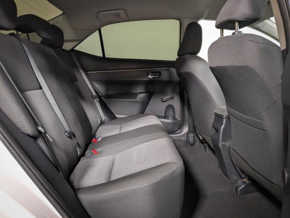 Toyota Corolla XI (E160 E170 E180) с пробегом 2015 года, цена 1 065 000 рублей, 262000 км, седан, Автокод Объявления