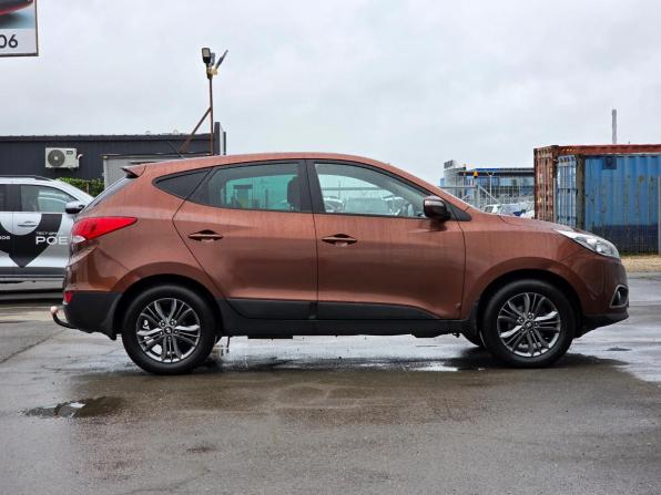Hyundai ix35 I Рестайлинг с пробегом 2014 года, цена 990 000 рублей, 222000 км, внедорожник, Автокод Объявления