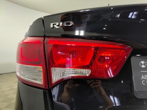Kia Rio III Рестайлинг с пробегом 2016 года, цена 1 250 000 рублей, 138098 км, седан, Автокод Объявления