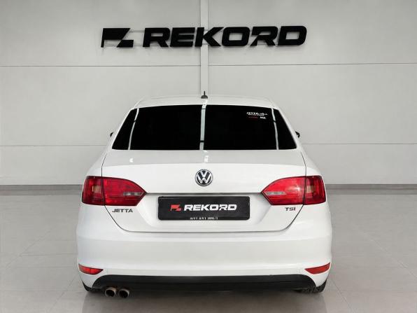 Volkswagen Jetta VI с пробегом 2013 года, цена 719 000 рублей, 175223 км, седан, Автокод Объявления