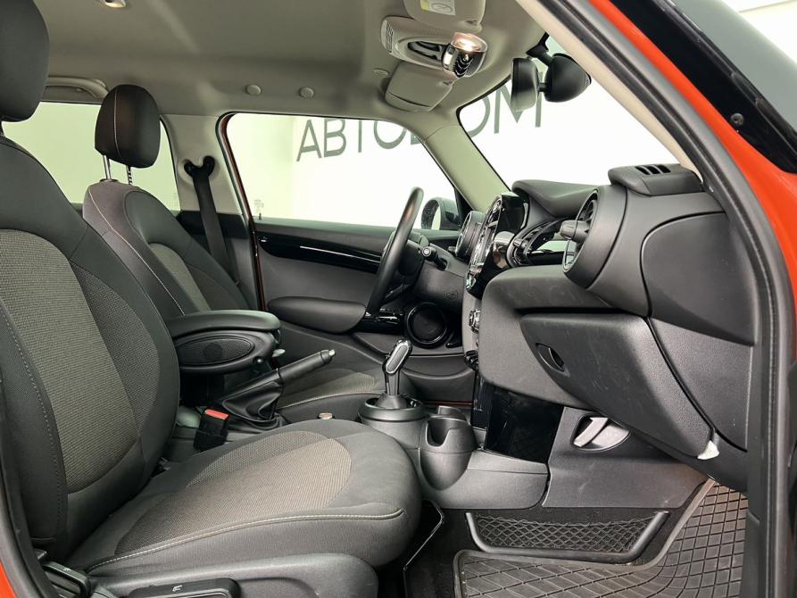 Mini Hatch III (F55/F56) Рестайлинг Москва  - изображение 9