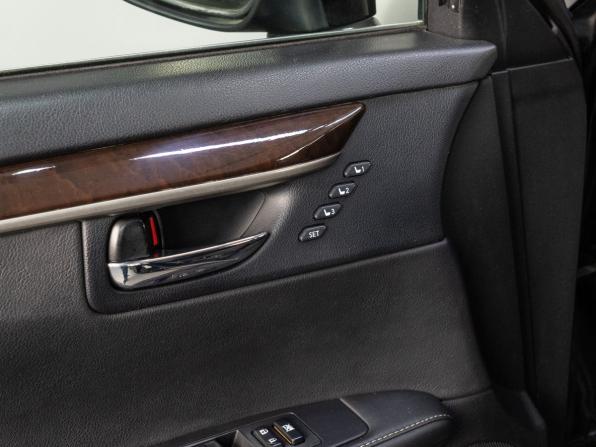 Lexus ES VI с пробегом 2012 года, цена 2 360 000 рублей, 226606 км, седан, Автокод Объявления