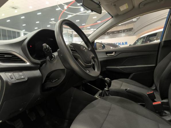 Hyundai Solaris II с пробегом 2018 года, цена 1 150 000 рублей, 108000 км, седан, Автокод Объявления