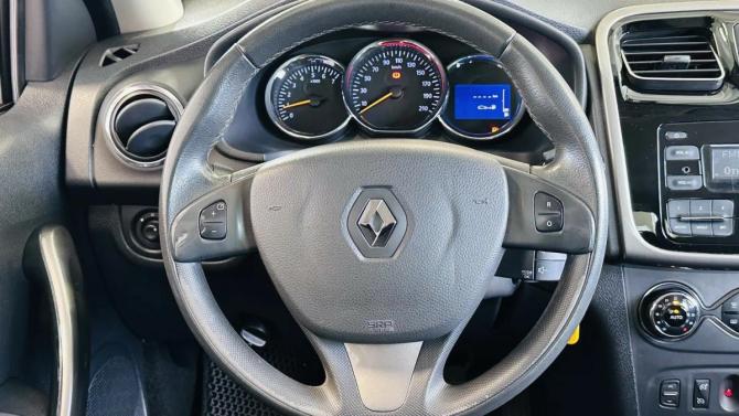 Renault Sandero II с пробегом 2018 года, цена 974 000 рублей, 72000 км, хэтчбек, Автокод Объявления