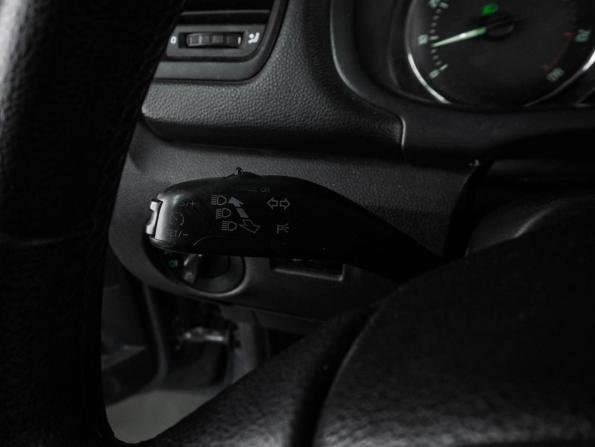Skoda Fabia II Рестайлинг с пробегом 2011 года, цена 655 000 рублей, 178103 км, хэтчбек, Автокод Объявления