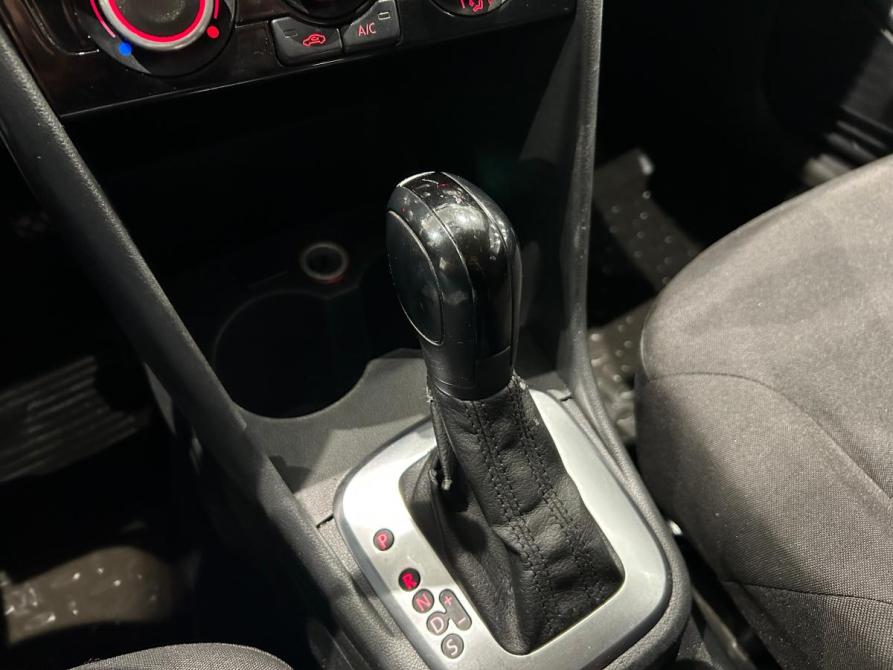 Volkswagen Polo V Рестайлинг Санкт-Петербург  - изображение 19