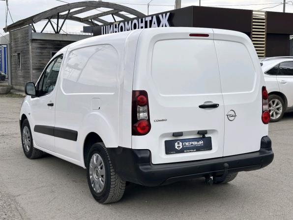 Opel Combo PCMA с пробегом 2021 года, цена 1 680 000 рублей, 85277 км, фургон, Автокод Объявления