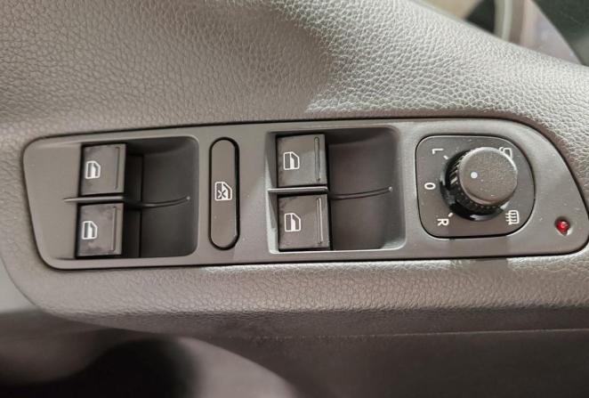 Volkswagen Tiguan I Рестайлинг с пробегом 2015 года, цена 1 550 000 рублей, 144130 км, внедорожник, Автокод Объявления